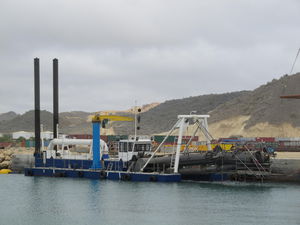 buque especial draga de succión con disgregador