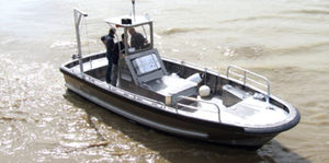barco profesional lancha amarradora 1