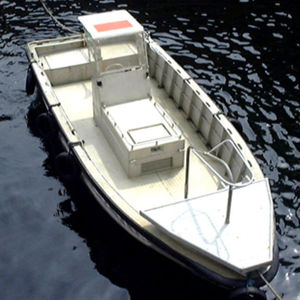 barco profesional lancha amarradora