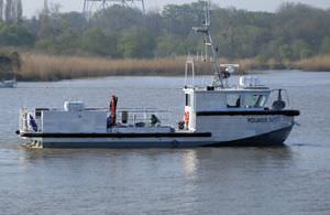 barco profesional barco de investigación oceanográfica