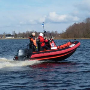 barco de salvamento