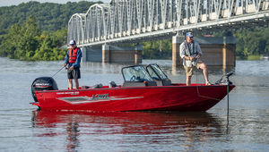 bass boat fueraborda