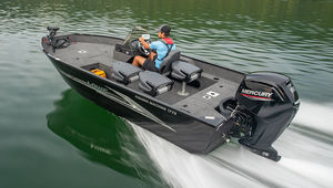 bass boat fueraborda