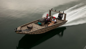 bass boat fueraborda