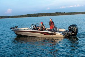 bass boat fueraborda
