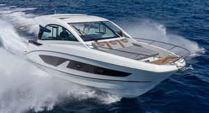 barco cabinado fueraborda / bimotor / con hard-top / 8 personas máx.