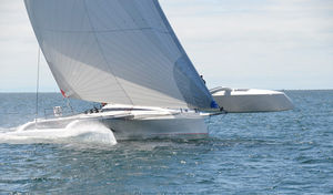 trimarán