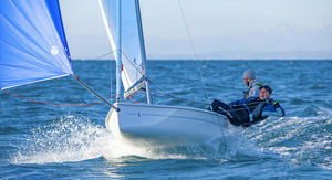 barco de vela ligera doble