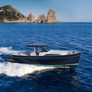 barco cabinado intraborda