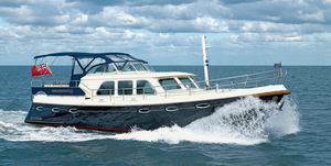 barco cabinado intraborda 1