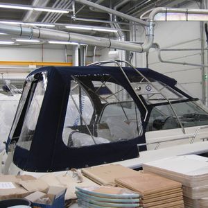 cierre de cockpit para barco a motor 1