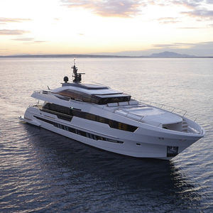 superyate de crucero