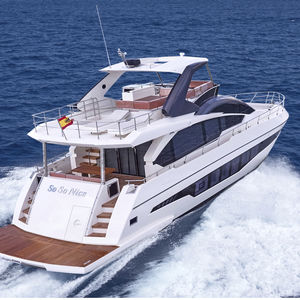 yate a motor de crucero / con fly / IPS / PRV