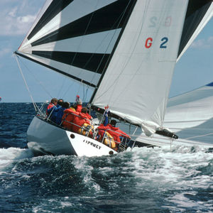 velero de ocean racing