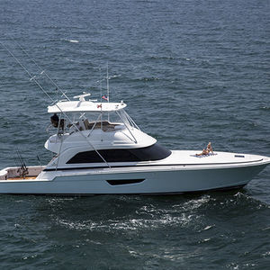 yate a motor de crucero / de pesca deportiva / con fly / de desplazamiento