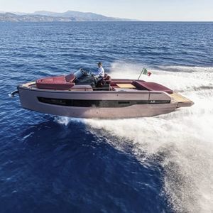 barco cabinado intraborda