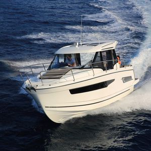 cabin-cruiser fueraborda