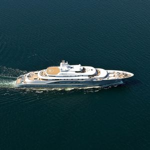 megayate de crucero 1