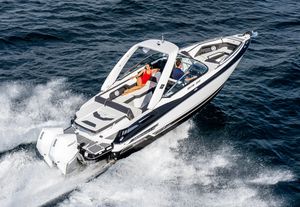 runabout fueraborda / bimotor / con doble consola / bow-rider