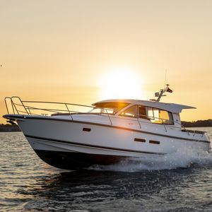 barco cabinado intraborda 1