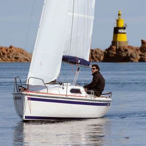 velero daysailer