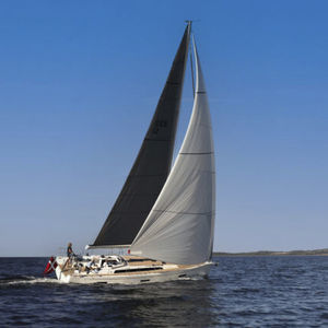 velero de crucero oceánico