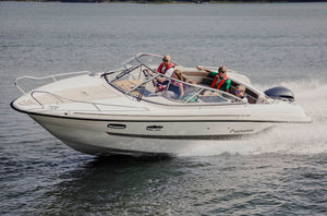 cabin-cruiser fueraborda