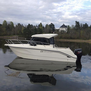 cabin-cruiser fueraborda