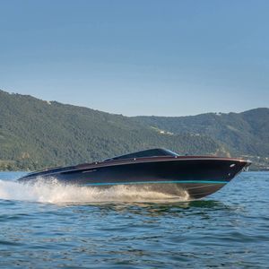 barco cabinado intraborda 1