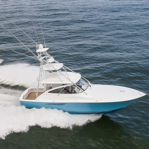 barco cabinado intraborda