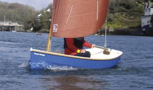 barco de vela ligera tradicional