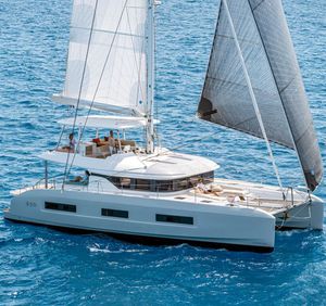 yate de vela catamarán 1