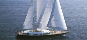 superyate de vela de lujo de crucero