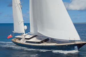 superyate de vela de lujo de crucero