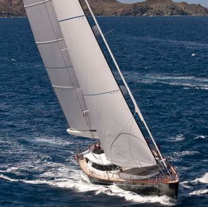 superyate de vela de lujo de regata