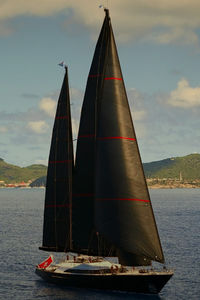 superyate de vela de lujo de crucero