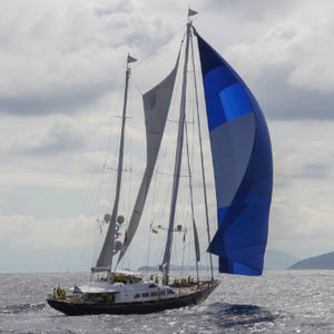 superyate de vela de lujo de crucero