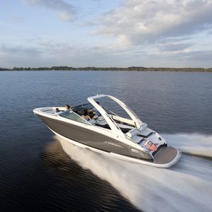 runabout intraborda / con doble consola / bow-rider / de esquí acuático