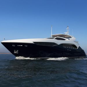 superyate de crucero / raised pilothouse / con 5 camarotes