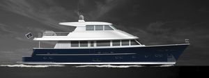 yate a motor de crucero 1