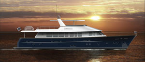 yate a motor de crucero 1