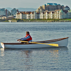 barco de remo de regata / skiff