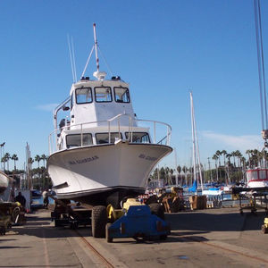 barco de búsqueda y rescate