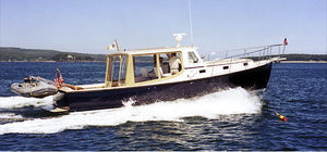 barco cabinado intraborda 1