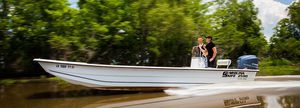 bay boat fueraborda 1