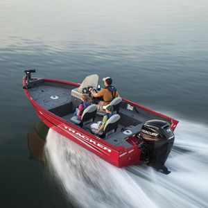 bass boat fueraborda