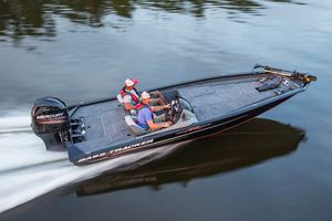 bass boat fueraborda