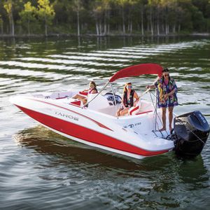 deck-boat fueraborda 1