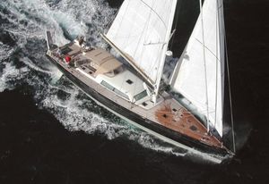 yate de vela de crucero