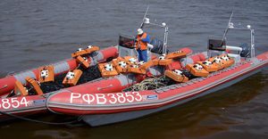 barco de búsqueda y rescate